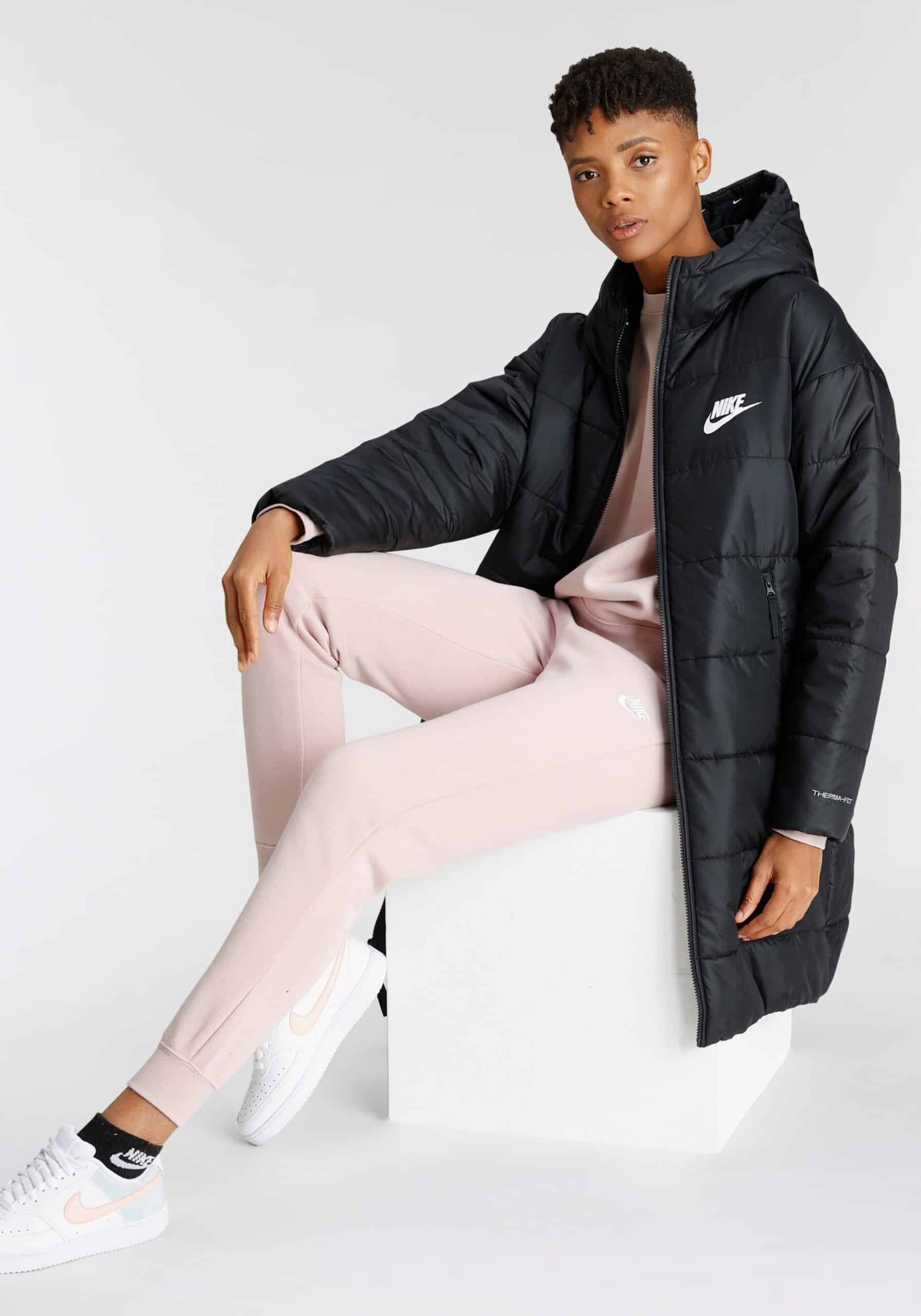 NU 20% KORTING: Nike Sportswear Gewatteerde jas Therma-FIT Repel Women's Hooded Parka